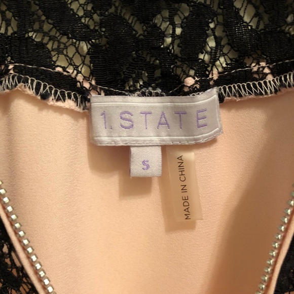 Lace Tee - Picture 3 of 3